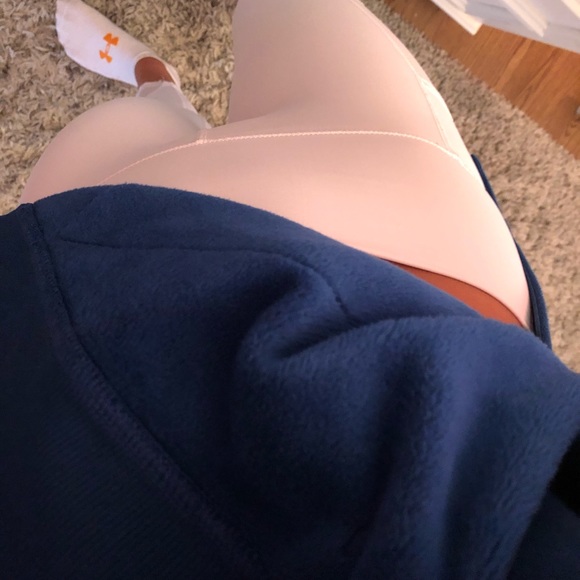 pullover - Picture 3 of 3